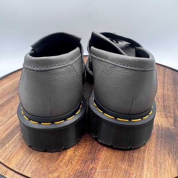 DR. DOC MARTENS Adrian Grey Leather Tassel Loafers Women's Size 9 NEW! - Picture 4 of 9